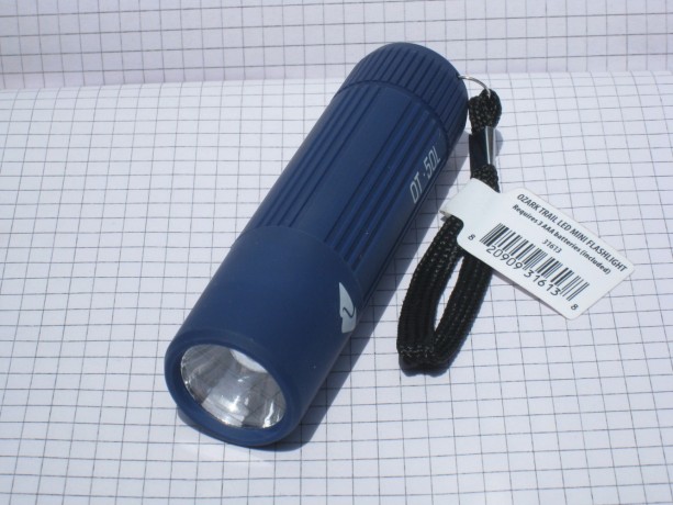 ozarn-trail-solide-mini-puissante-torche-led-bleu-portable-50-lumens-lampe-big-3