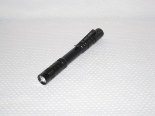 Solide mini puissante torche LED en forme de stylo pour poche