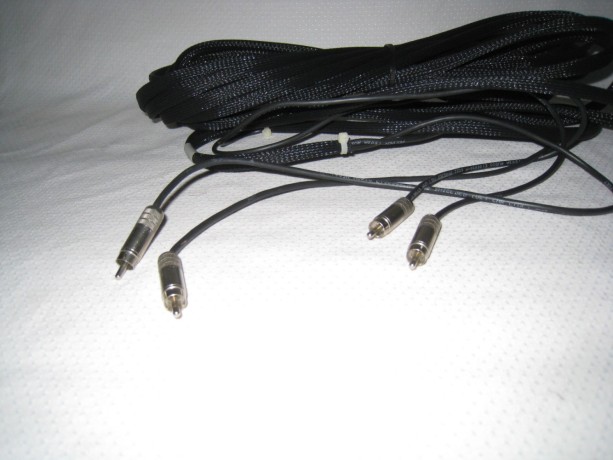 cable-rca-stereo-de-10-metres-de-haute-qualite-avec-protection-renforcee-big-1