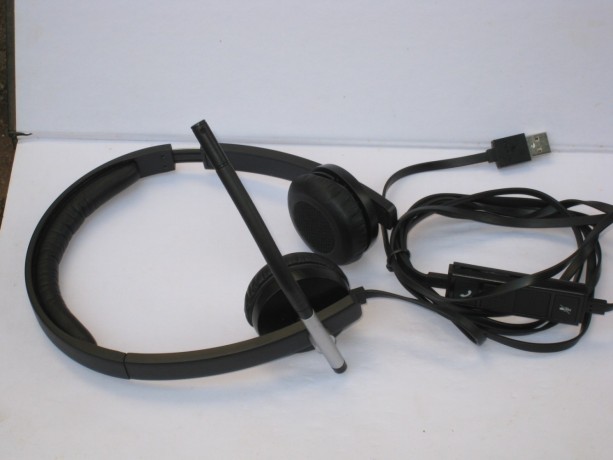 logitech-h650e-casque-stereo-usb-ecouteurs-avec-microphone-big-3