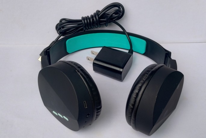 sentry-bt180-casque-stereo-ecouteurs-bluetooth-sans-fil-avec-micro-integre-noir-big-4