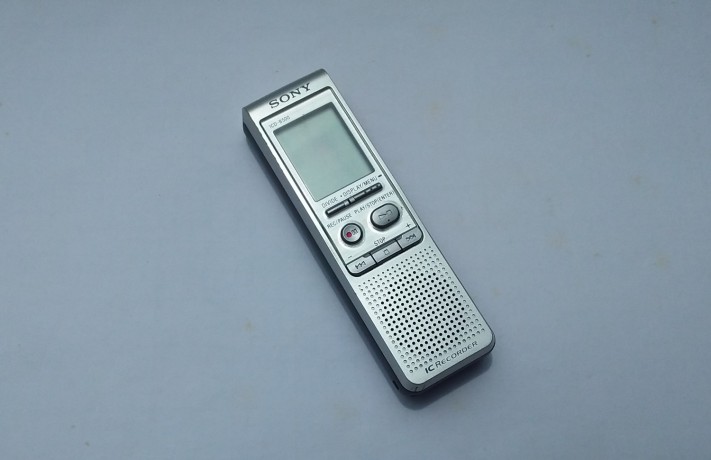 sony-icd-b500-150-heures-enregistreur-vocal-numerique-portable-big-0